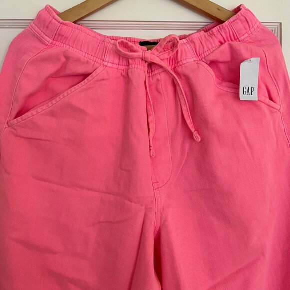 NWT GAP Mid Rise Easy Horseshoe Jeans Bright Pink Denim | Size Small - Picture 5 of 12